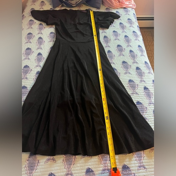 Brides May Elegant Black Mini Dress – Sz S – Ruffle Sleeves & Shimmering Design - Picture 10 of 11